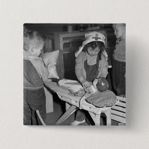 Badge Carré 5 Cm École d'infirmières : les années 1940