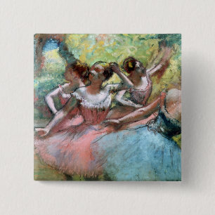 Badge Carré 5 Cm Edgar Degas   quatre ballerines sur l'étape