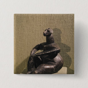 Badge Carré 5 Cm Figure femelle posée, 3500-2500 AVANT JÉSUS CHRI