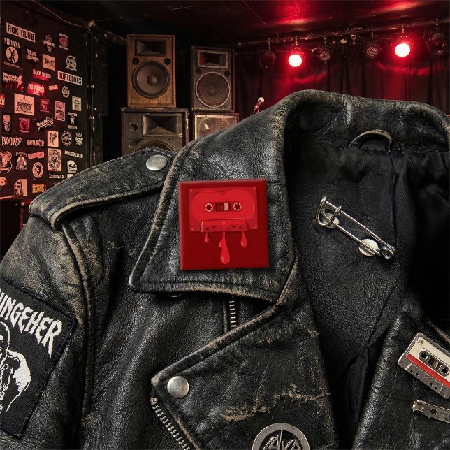 Badge Carré 5 Cm Heart Cassette Tape with Melting Drips (Créateur téléchargé)