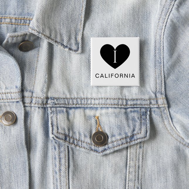 Badge Carré 5 Cm I Heart California Classic Button for All Outfits (En situation)
