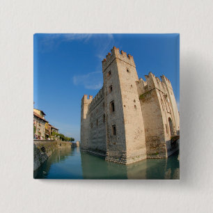 Badge Carré 5 Cm Italie, Sirmione, lac de Garde, le Scaliger