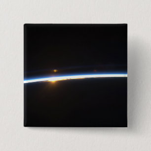 Badge Carré 5 Cm La ligne mince de l'atmosphère terrestre