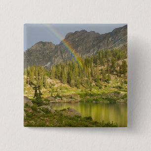Badge Carré 5 Cm Lac Cecret avec arc-en-ciel sur Devil's Castle,