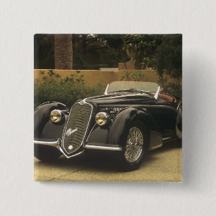 Badge Carré 5 Cm L'Alfa Romeo 8C 2900B est une voiture très rare et