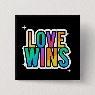 Badge Carré 5 Cm L'amour gagne. LGBTQ+Fierté. Arc en ciel.