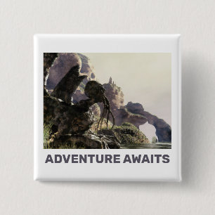 Badge Carré 5 Cm L'aventure vous attend. Paysage de fantasy