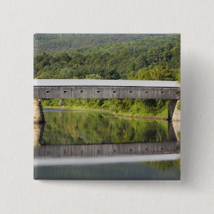 Badge Carré 5 Cm Le pont couvert de Windsor-Cornish enjambe la