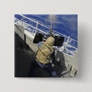 Badge Carré 5 Cm Les artilleurs joignent mettre le feu à une