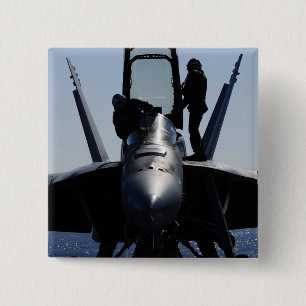 Badge Carré 5 Cm Les pilotes effectuent une inspection avant vol