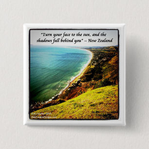 Badge Carré 5 Cm Magnifique Nouvelle-Zélande et proverbe célèbre