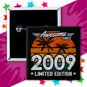 Badge Carré 5 Cm Né 2009 Limited Edition Retro Awesome depuis 2009