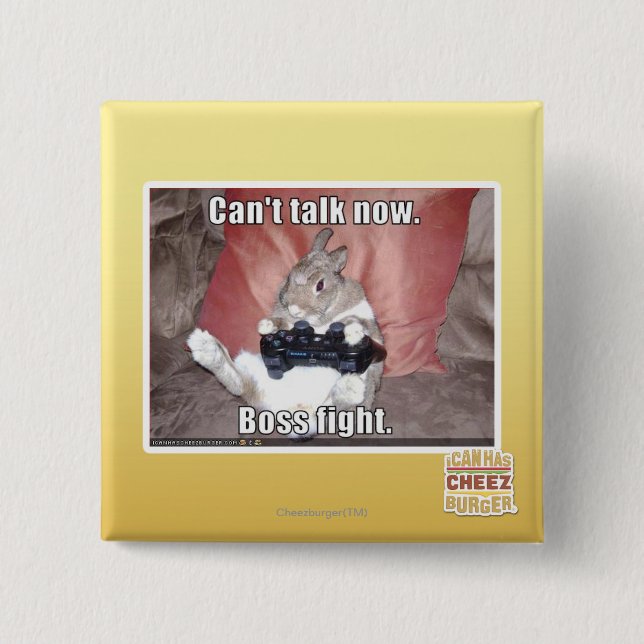 Badge Carré 5 Cm Ne peut pas parler maintenant, le combat de patron (Devant)