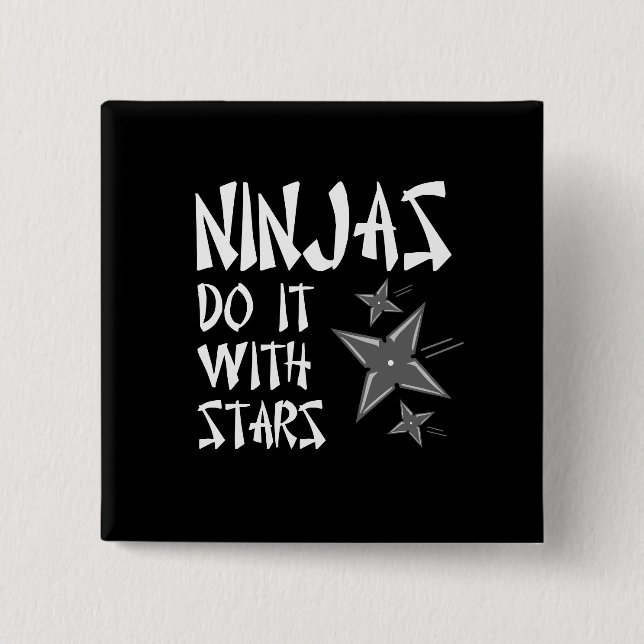 Badge Carré 5 Cm Ninjas le font avec des étoiles (Devant)