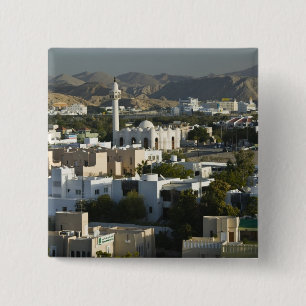 Badge Carré 5 Cm Oman, Mascate, Qurm. Bâtiments de la zone de Qurm