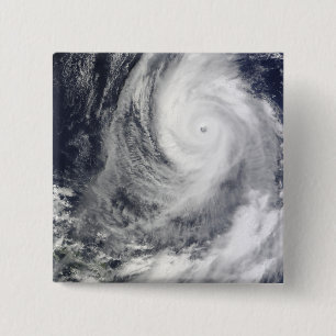 Badge Carré 5 Cm Ouragan Lupit 2