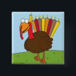 Badge Carré 5 Cm Pin de Menurkey<br><div class="desc">Cette goupille comporte un charme,  Menurkey charismatique (combinaison Menorah et Turquie),  dans la célébration des vacances de croisement de Chanukah-Thanksgiving cette année.</div>