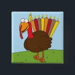 Badge Carré 5 Cm Pin de Menurkey<br><div class="desc">Cette goupille comporte un charme,  Menurkey charismatique (combinaison Menorah et Turquie),  dans la célébration des vacances de croisement de Chanukah-Thanksgiving cette année.</div>