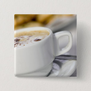 Badge Carré 5 Cm Plan rapproché d'une tasse de café