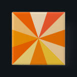 Badge Carré 5 Cm Rayons 60s géométriques géniaux modernes d'art de<br><div class="desc">Cette hanche,  rétro conception d'art de bruit 60s-inspired a les rayons/rayons de soleil oranges psychédéliques tirant dans un motif géométrique. Ce génial,  minimaliste,  la conception ultra-mod a douze rayons dans les nuances variables de l'orange. Il est super,  bébé.</div>