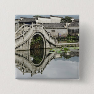 Badge Carré 5 Cm Reflet de pont, village de Hong Cun, Yi