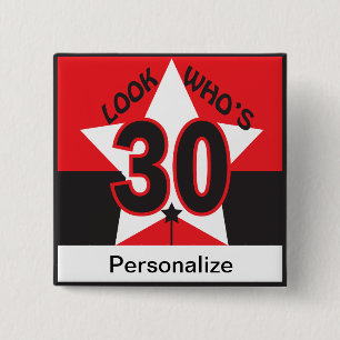 Badge Carré 5 Cm Regardez qui est 30