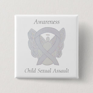 Badge Carré 5 Cm Sensibilisation à l'agression sexuelle des enfants