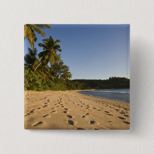 Badge Carré 5 Cm Seychelles, île de Mahe, plage d'Anse Takamaka, 2