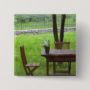 Badge Carré 5 Cm SLOVÉNIE, PRIMORSKA, Spodnja Idrija : Table sur