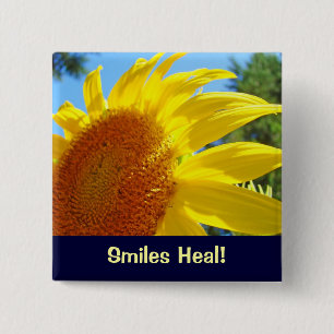 Badge Carré 5 Cm Sourires Guérissent ! boutons Jaunes Tournesols Gu