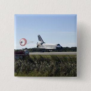 Badge Carré 5 Cm Space shuttle Atlantis dévoile son traîneau