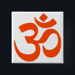 Badge Carré 5 Cm Symbole Om indien<br><div class="desc">Ce dessin présente l'Om (ou Aum), qui représente un son sacré et un symbole spirituel dans les religions indiennes. L'Om signifie l'essence de la réalité ultime, la conscience ou Atman. Il fait partie de l'iconographie que l'on retrouve dans les manuscrits anciens et médiévaux, les temples, les monastères et les retraites...</div>