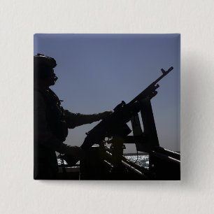 Badge Carré 5 Cm Technicien équipant une mitrailleuse M240 en Irak