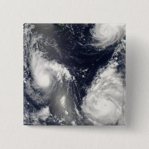 Badge Carré 5 Cm Trois ouragans différents