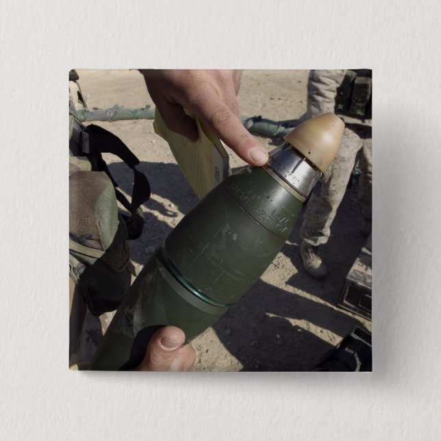 Badge Carré 5 Cm Un chef d'équipe indique un délai (Devant)