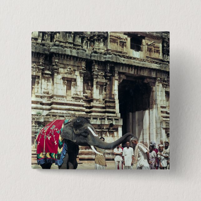 Badge Carré 5 Cm Un homme béni par un éléphant (Devant)