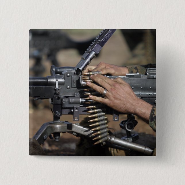 Badge Carré 5 Cm Un Marine charge une mitrailleuse M-240G (Devant)