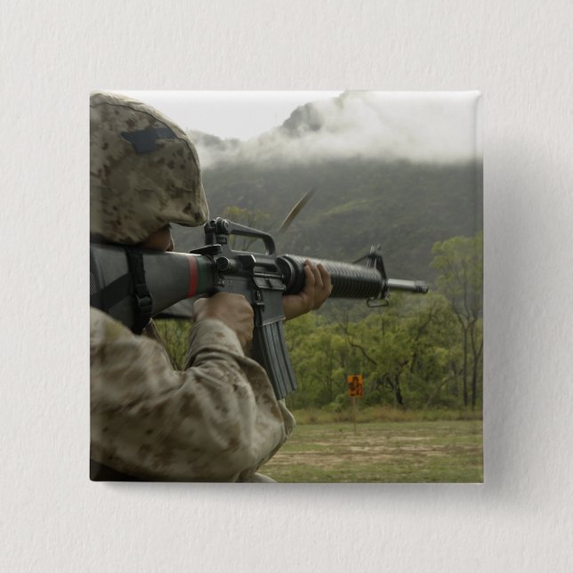 Badge Carré 5 Cm Un Marine effectue des exercices (Devant)