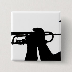 Badge Carré 5 Cm Un membre de service joue un air