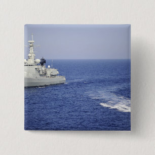 Badge Carré 5 Cm Une équipe de la marine portugaise dans un bateau