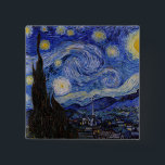 Badge Carré 5 Cm Vincent Van Gogh - La nuit étoilée<br><div class="desc">The Starry Night / La nuit etoilee - Vincent Van Gogh en 1889</div>