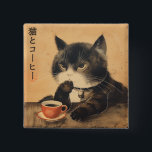 Badge Carré 5 Cm Vintage Japon art chat mignon avec une tasse de ca<br><div class="desc">Vintage Japon art chat mignon avec une tasse de café</div>