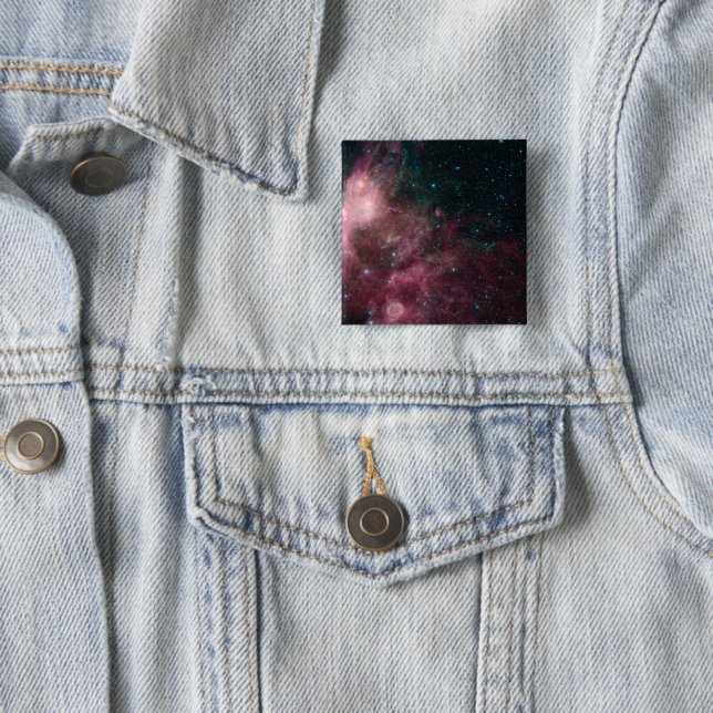 Badge Carré 5 Cm Vue Infrarouge Montrant La Naissance Et La Mort De (En situation)