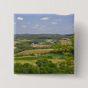 Badge Carré 5 Cm Vue panoramique de terres agricoles au sud d'Arcad