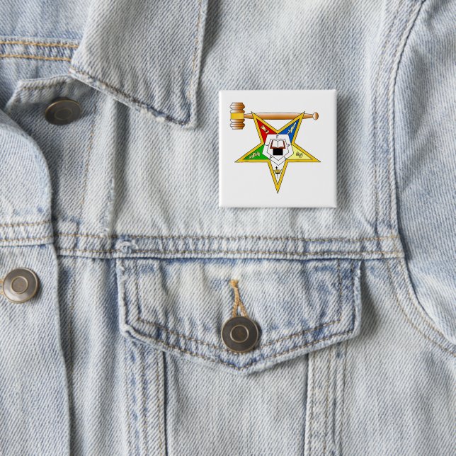 Badge Carré 5 Cm Worldwide Matron (En situation)