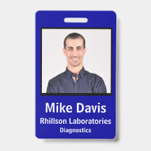 Carte d'identité de l'employé avec des détails per