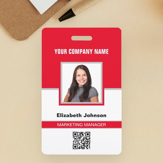 Badge Carte d'identité de l'employé avec nom, photo, log (Créateur téléchargé)