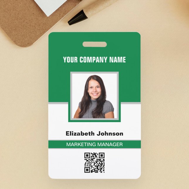 Badge Carte d'identité de l'employé avec nom, photo, log (Créateur téléchargé)