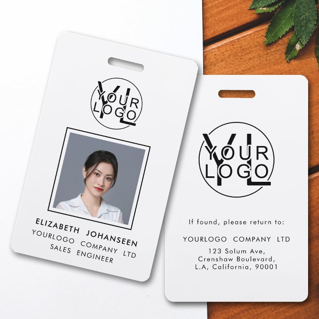Badge Carte d'identité professionnelle de l'employé avec (Créateur téléchargé)