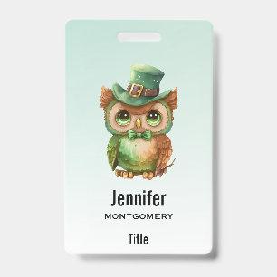 Badge Chouette mignonne dans un haut-de-forme vert
